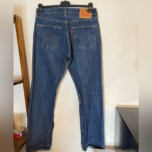 Levi 501 Shrink to Fit Button Fly 33 x 34